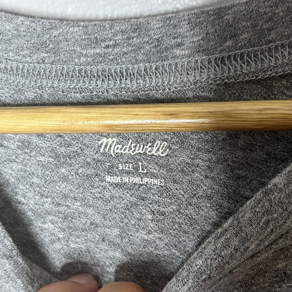 Madewell Triblend Ex-Boyfriend Tee in Grey -NWT - Picture 8 of 10